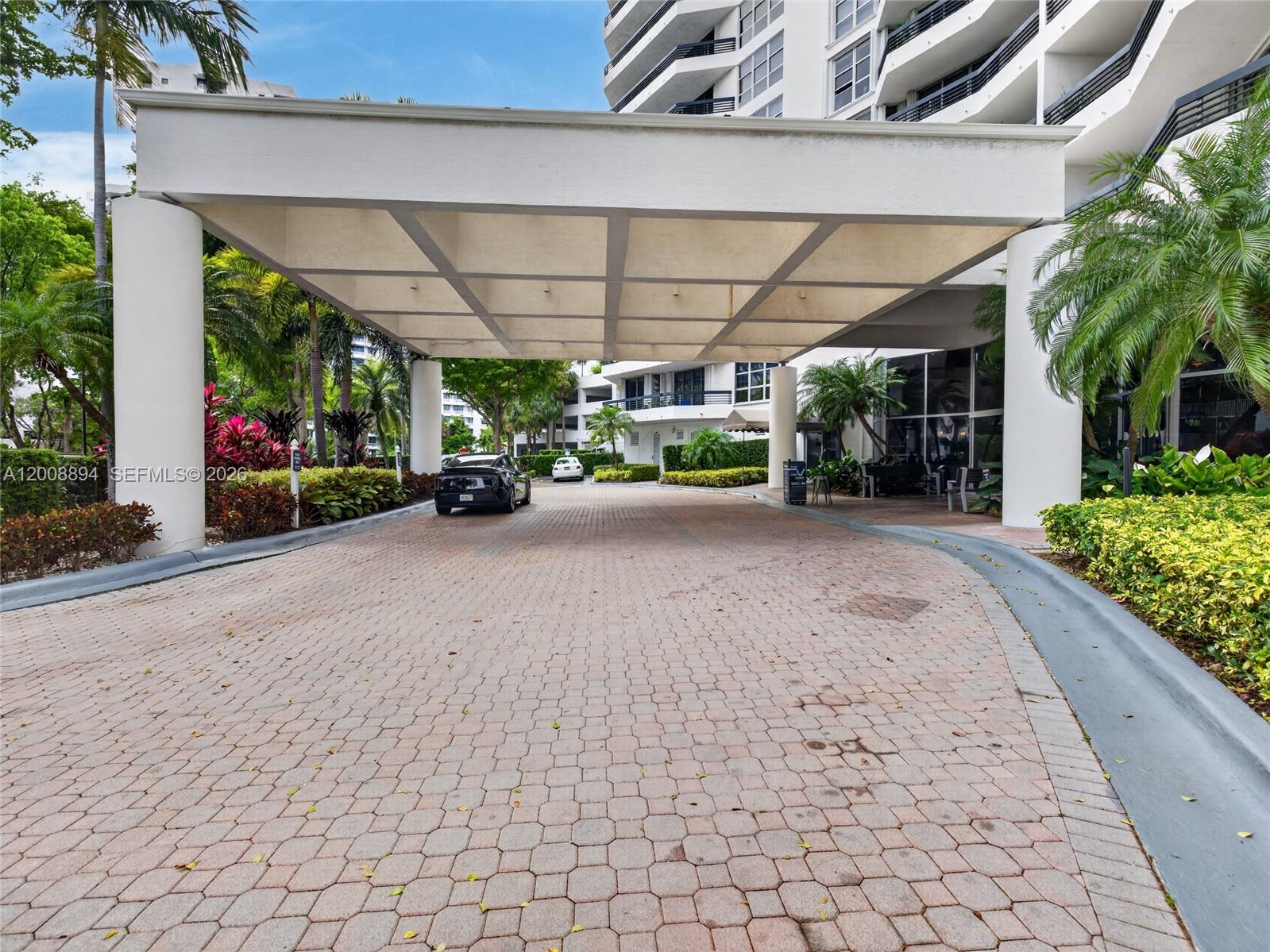 MYSTIC POINTE TOWER 600 C - Residential Lease