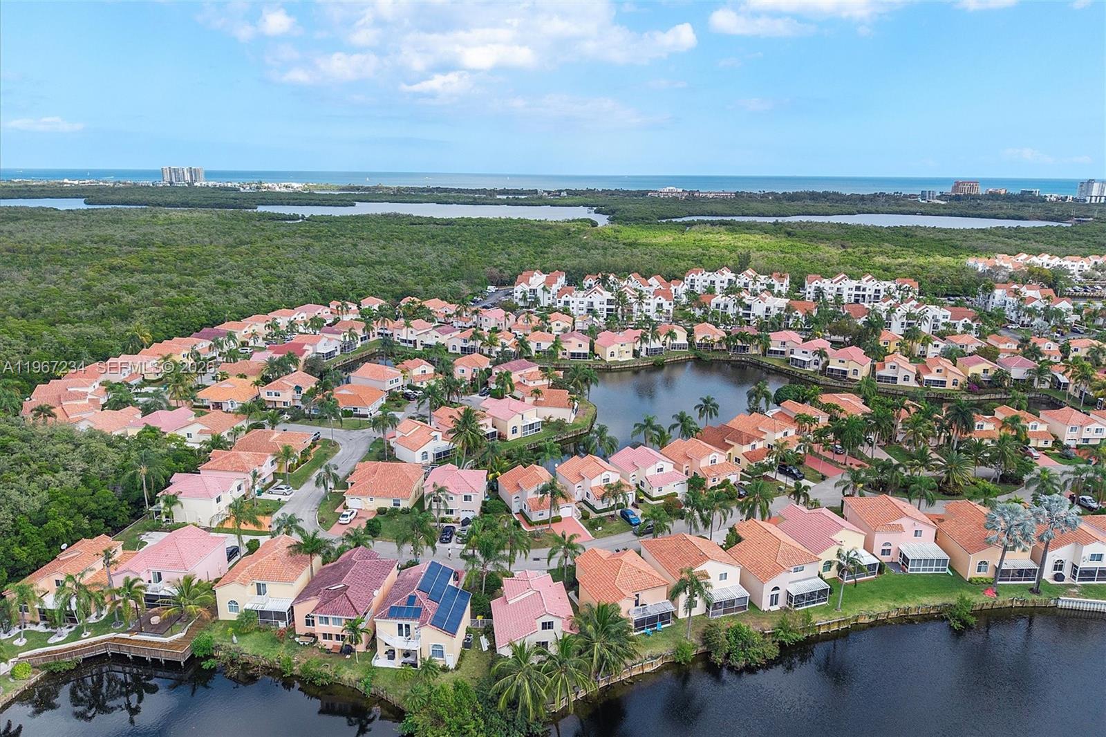 SHERIDAN OCEAN CLUB - Residential