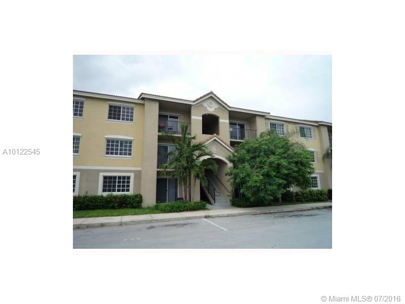 SPACIOUS 3/2 FIRST FLOOR UNIT WITH A LARGE MASTER bedroom THAT INCLUDES A HUGE CLOSET.HAS A STORAGE ROOM.WASHER/DRYER INSIDE APARTMENT.ENJOY COMMUNITY'S POOL,CLUBHOUSE,GY TOTAL LOT & PLENTY OF VISITOR PARKING, PLUS A MUNICIPAL SPORT'S PARK WITHIN WALKING DISTANCE.GREAT LOCATION JUST OFF US-1 NEAR EXIT 5 OF THE FL TURNPIKE,CLOSE TO SHOOPING,BUS LINES , BAPTIST HOSPITAL.