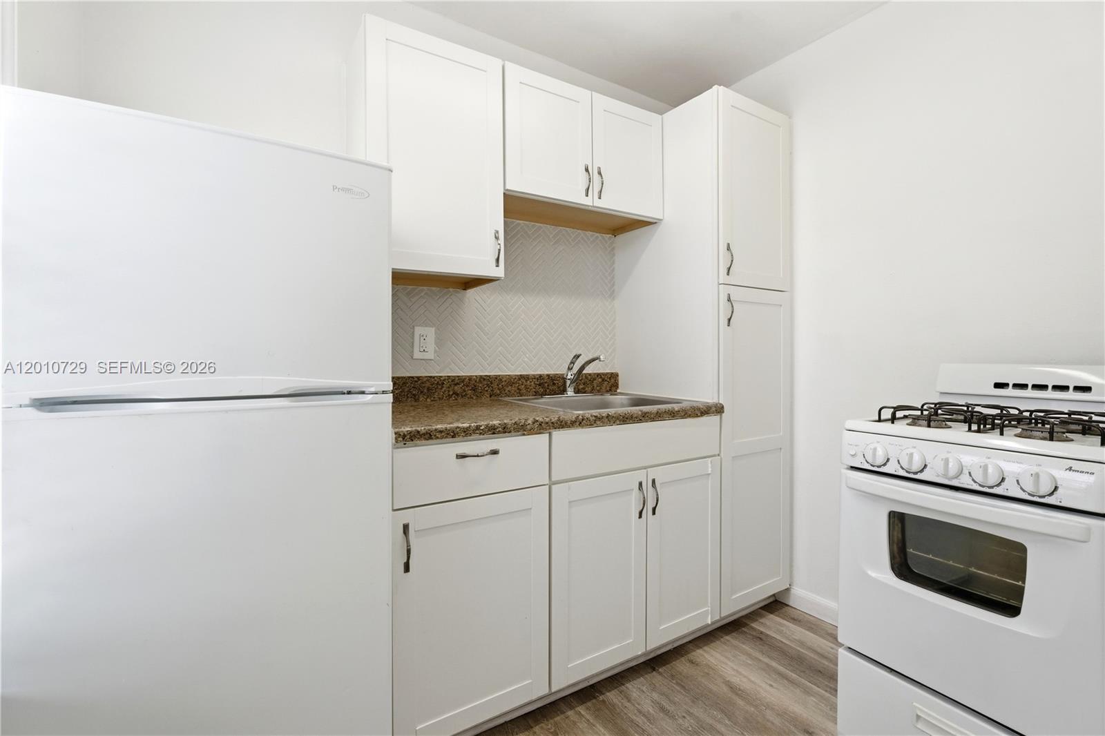 GRIFFING BISCAYNE PK ESTA - Residential Income