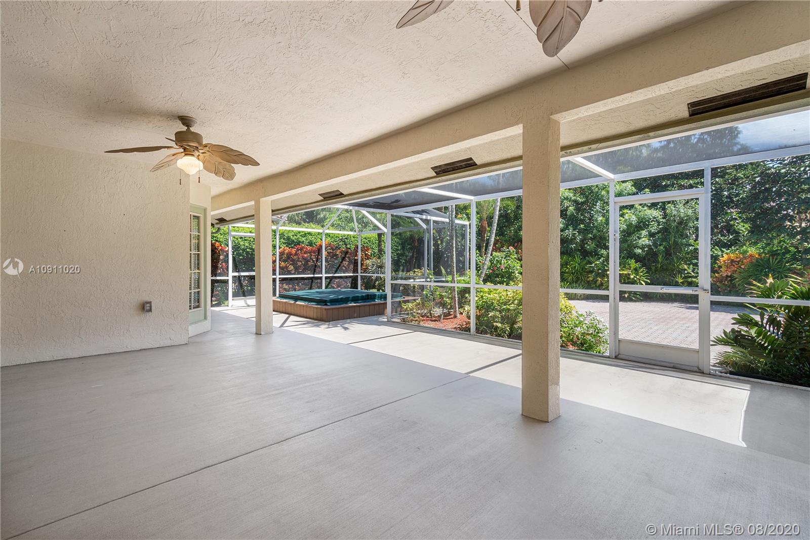 BOULEVARD FOREST - Residential