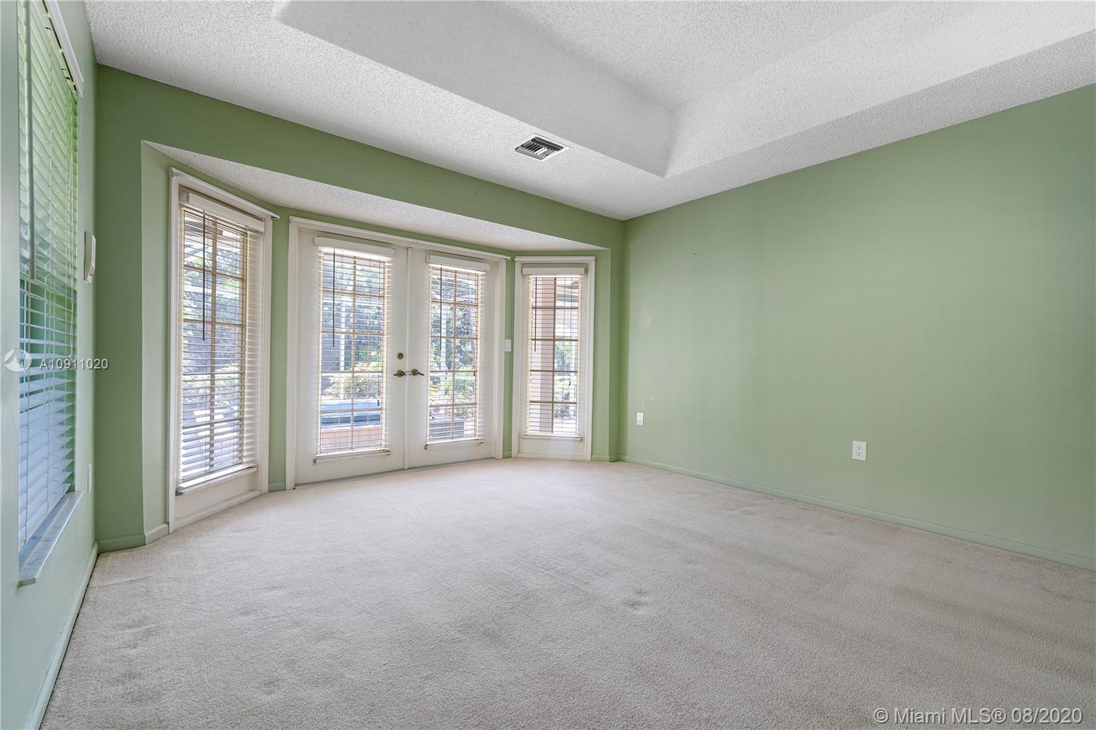 BOULEVARD FOREST - Residential