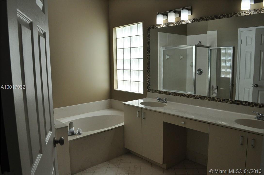 MAYFAIR AT PARKLAND - Residential Lease