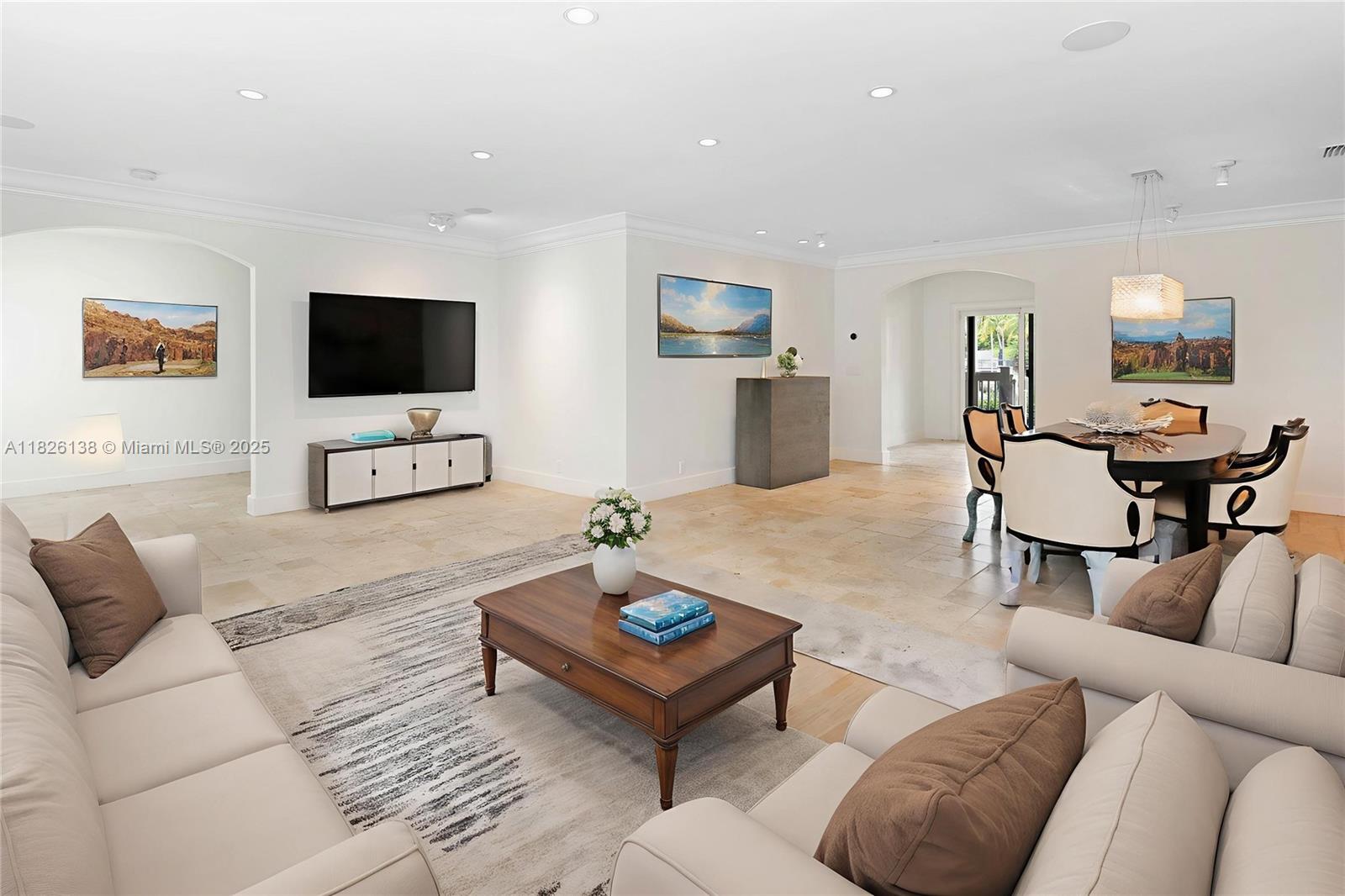 HOLLYWOOD GOLF ESTATES SE - Residential Lease