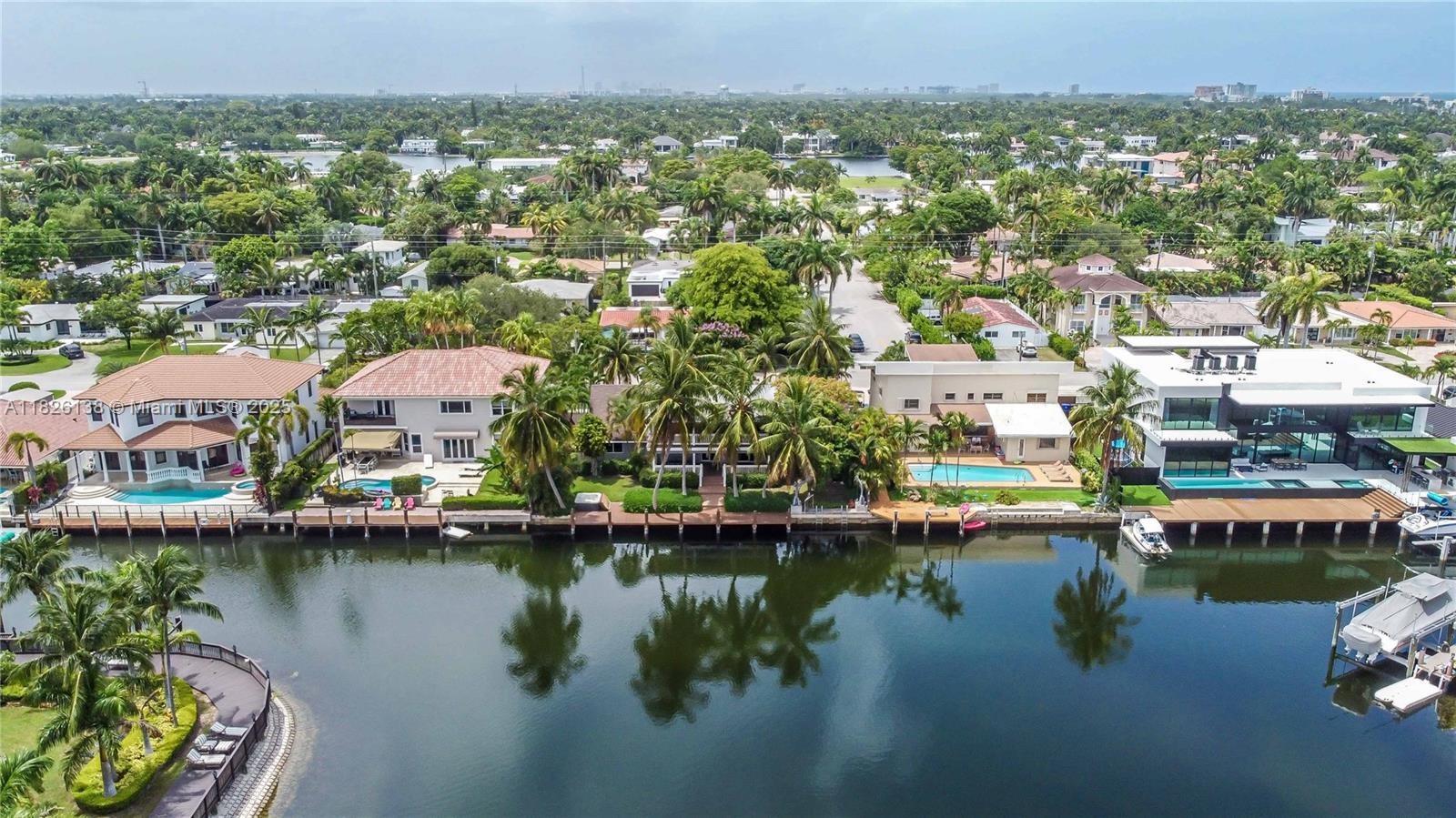 HOLLYWOOD GOLF ESTATES SE - Residential Lease