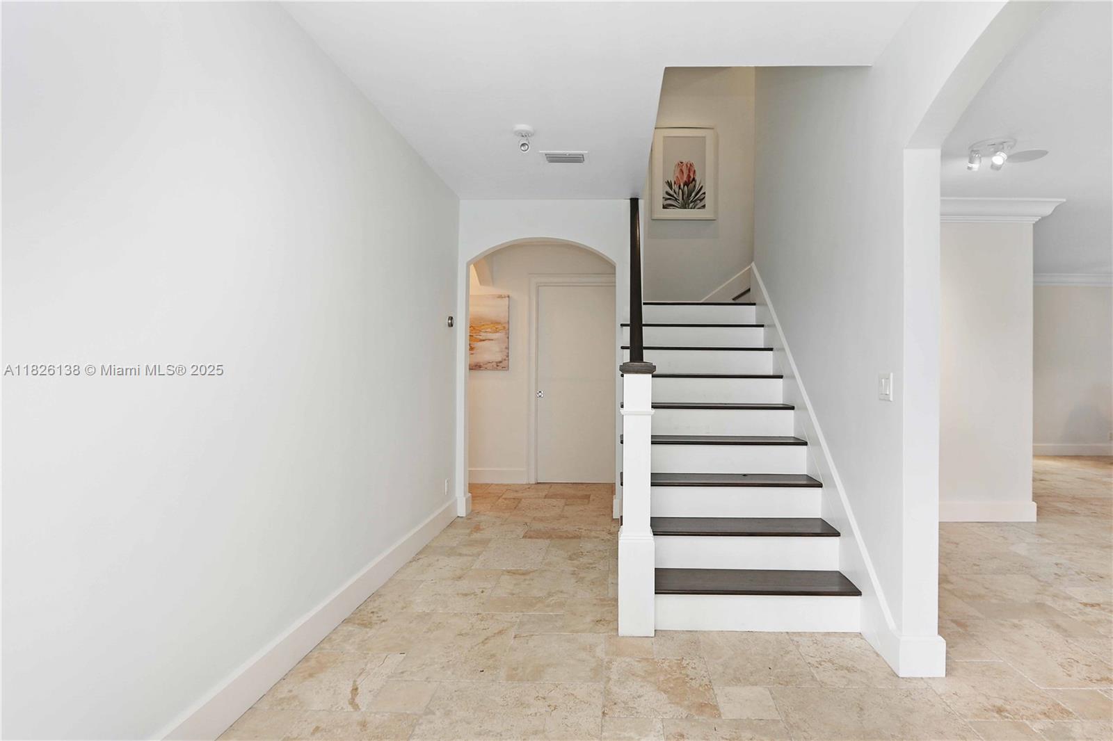 HOLLYWOOD GOLF ESTATES SE - Residential Lease