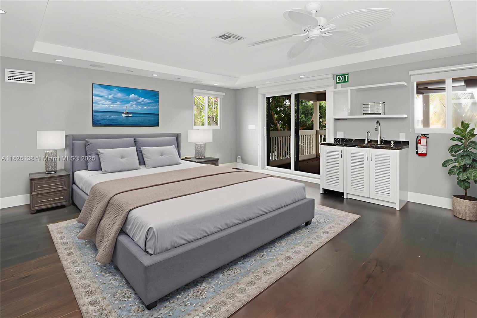 HOLLYWOOD GOLF ESTATES SE - Residential Lease