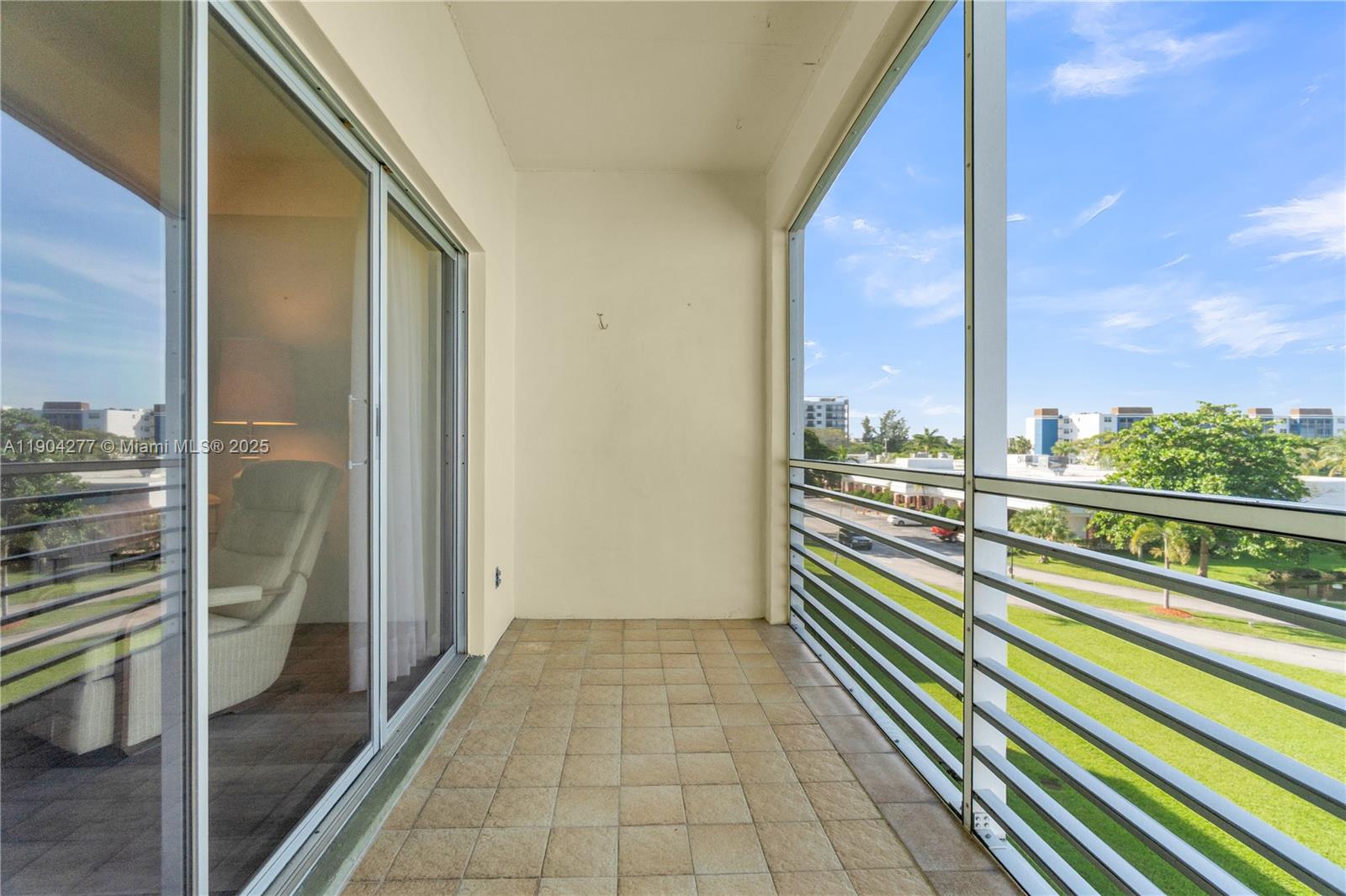 DANIANS CONDOMINIUM NO 2 - Residential