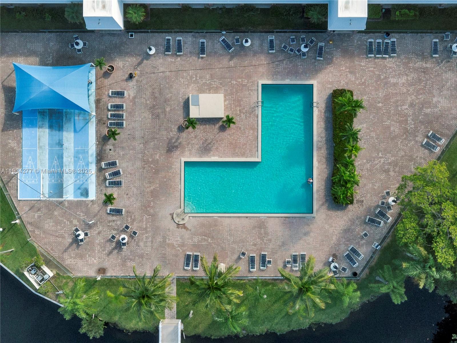 DANIANS CONDOMINIUM NO 2 - Residential