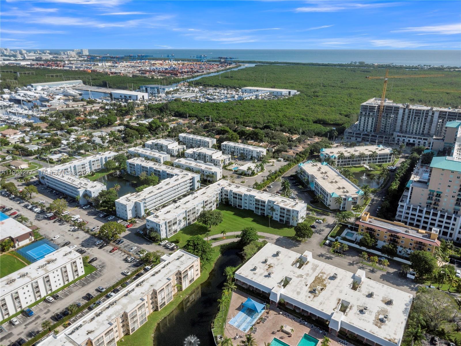 DANIANS CONDOMINIUM NO 2 - Residential