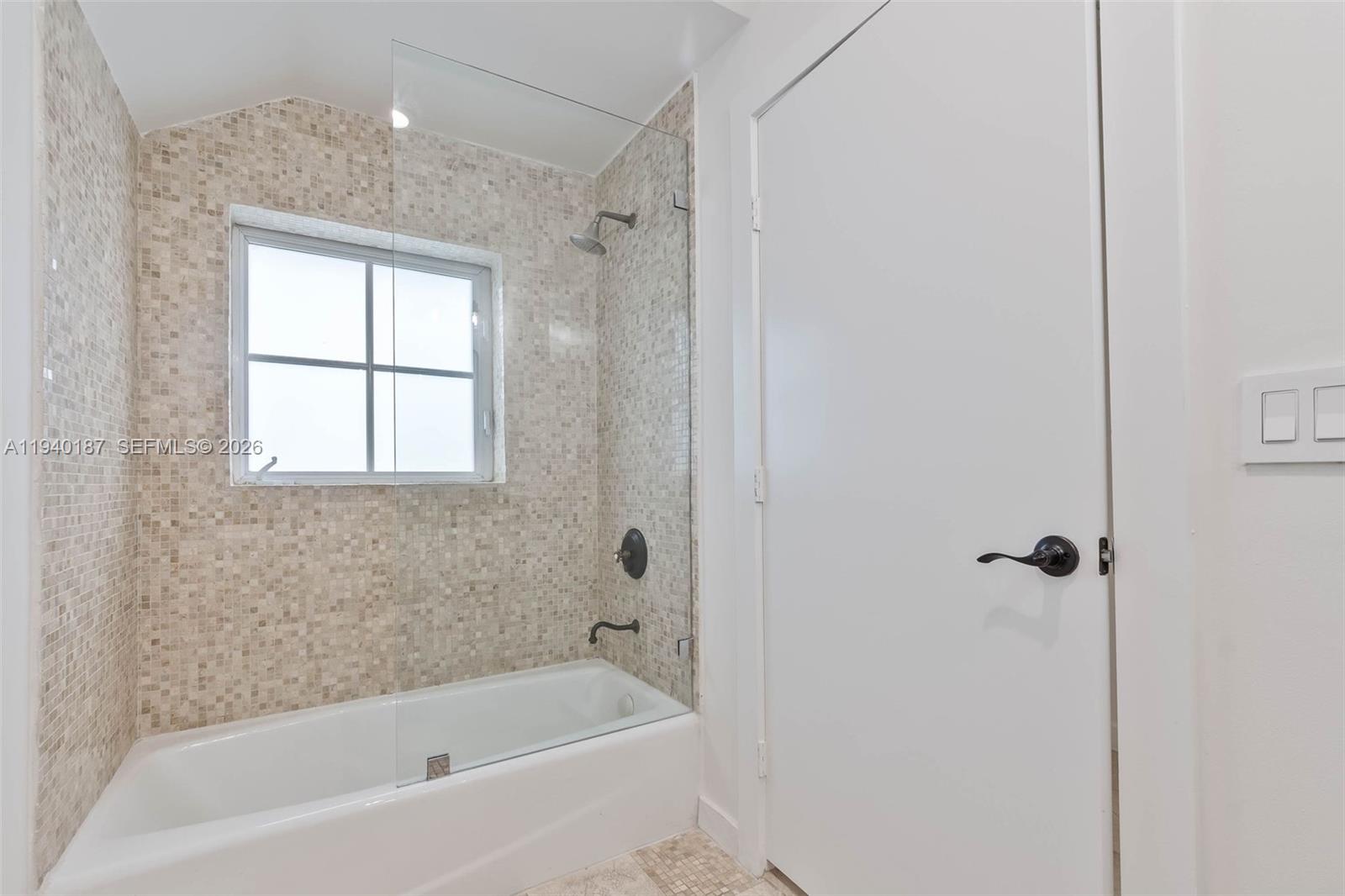 Madeira Townhomes - Residential