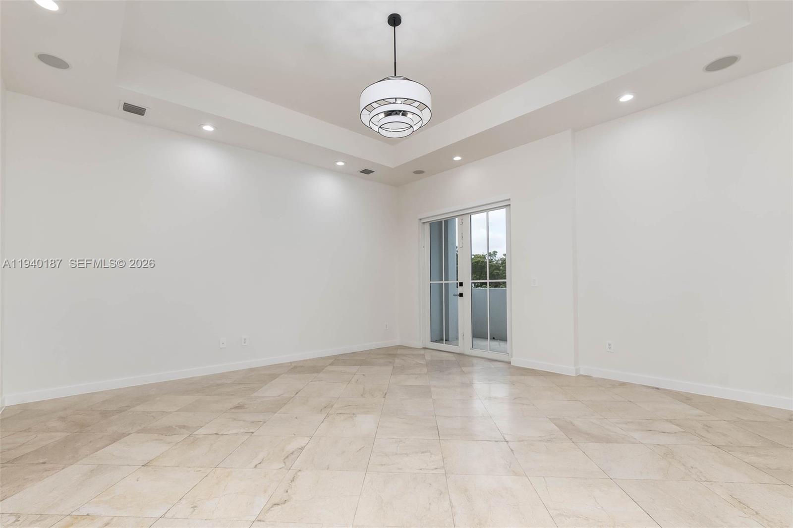 Madeira Townhomes - Residential