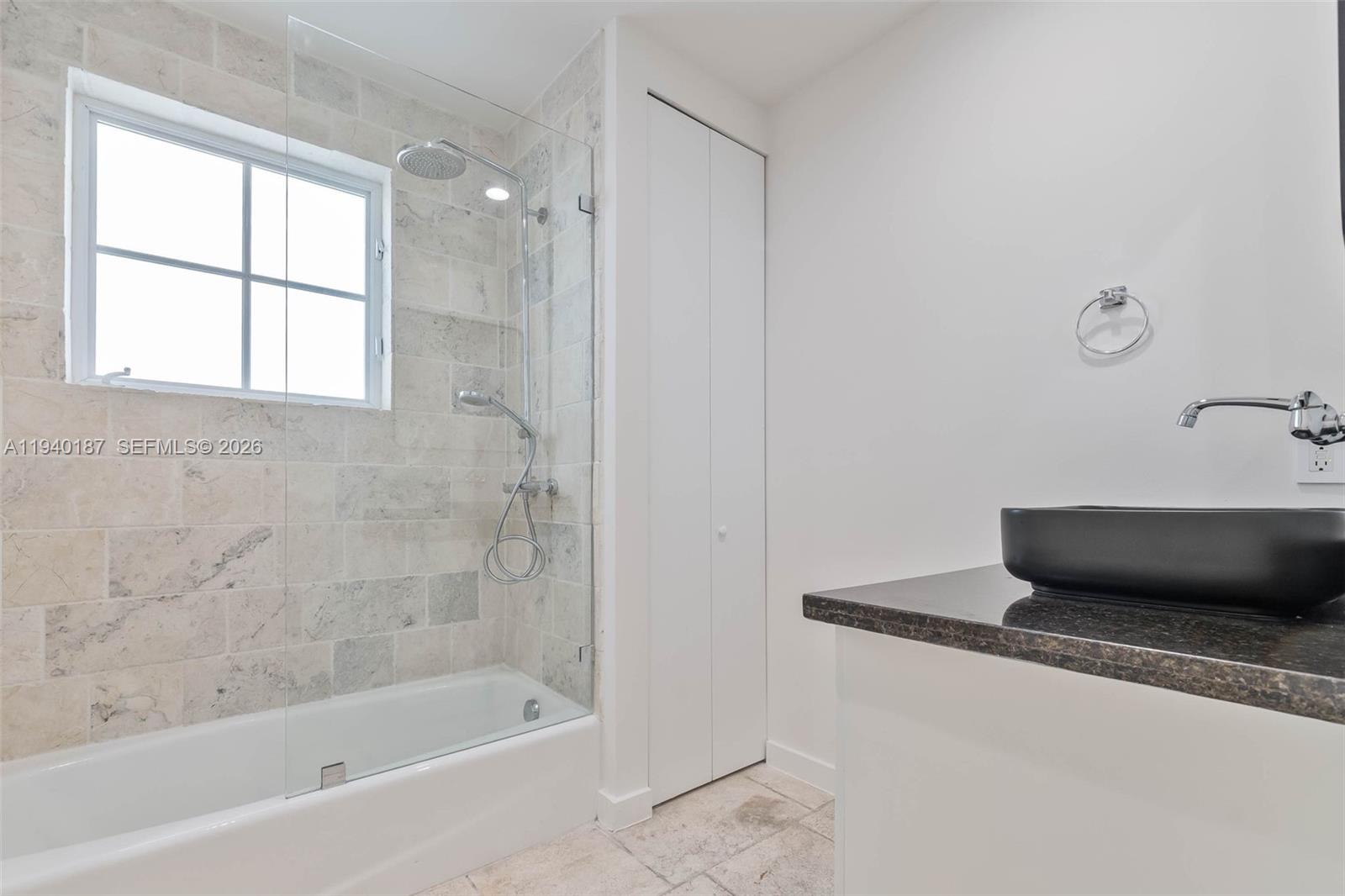 Madeira Townhomes - Residential