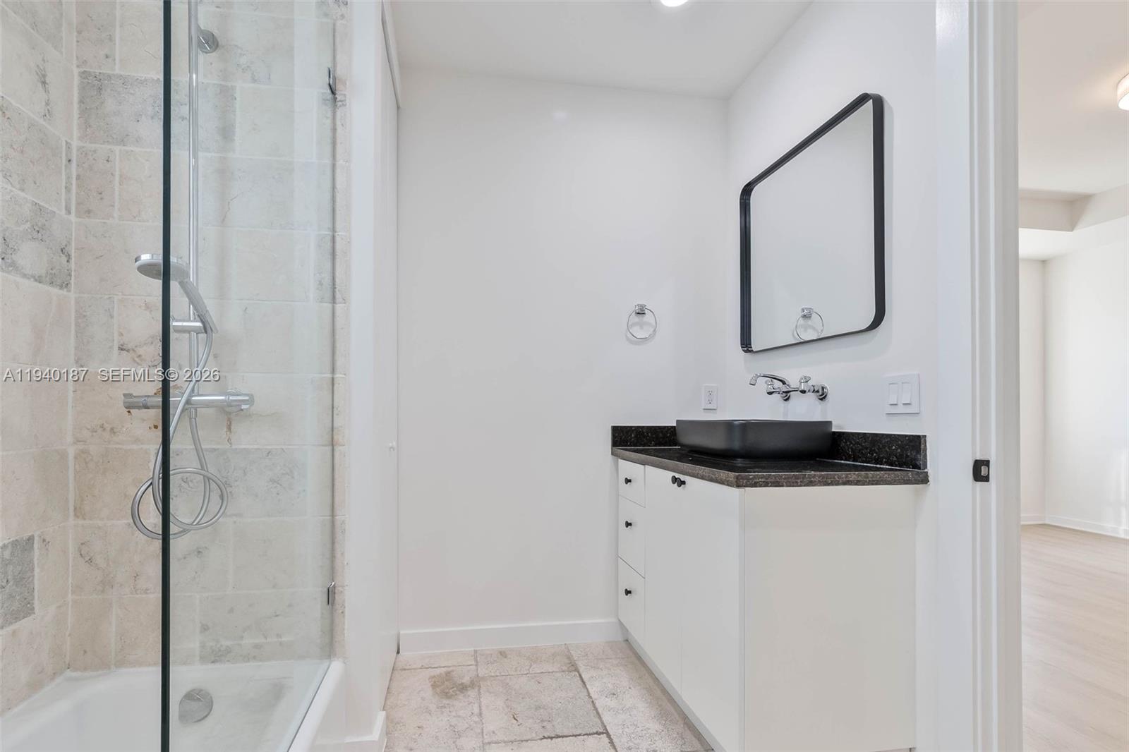 Madeira Townhomes - Residential