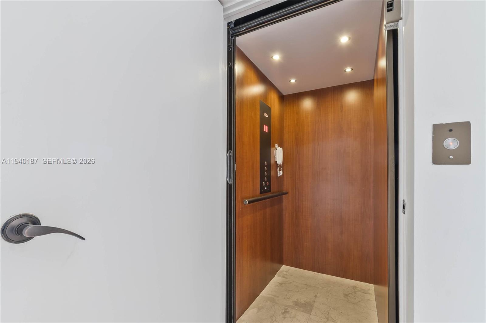 Madeira Townhomes - Residential