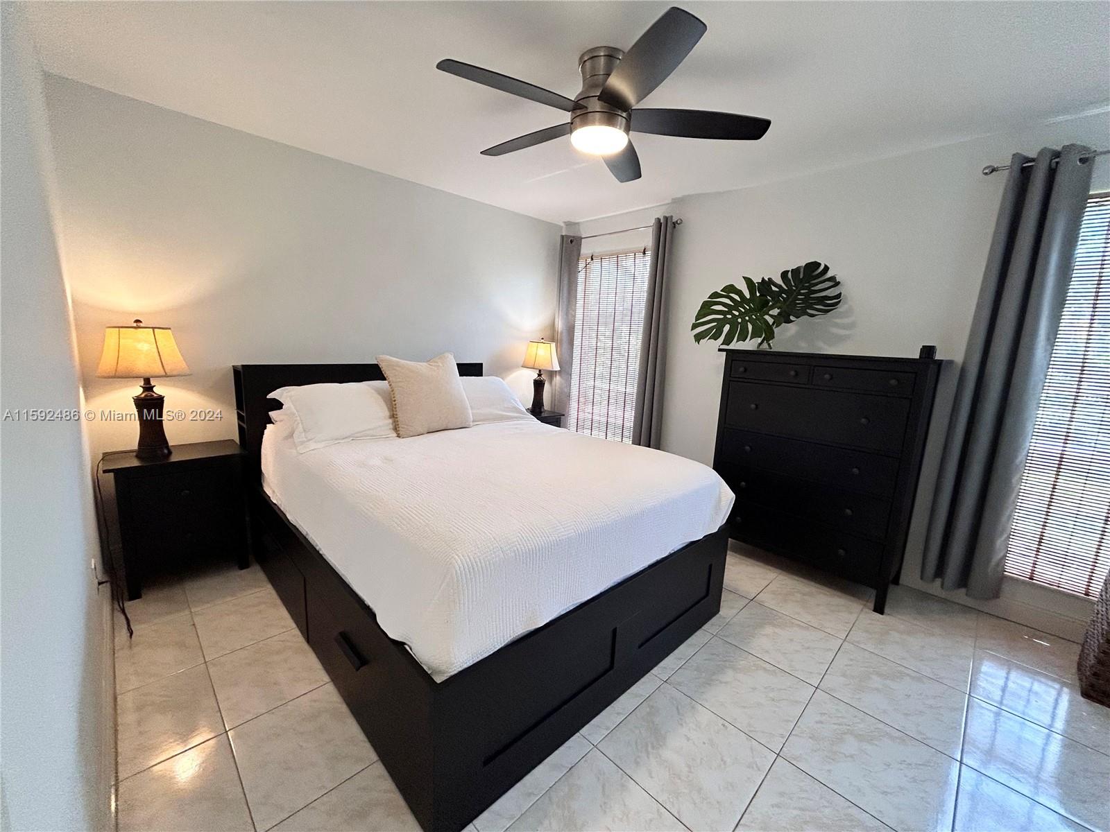 MEADOW WOOD MANOR SEC 10 - Residential Lease