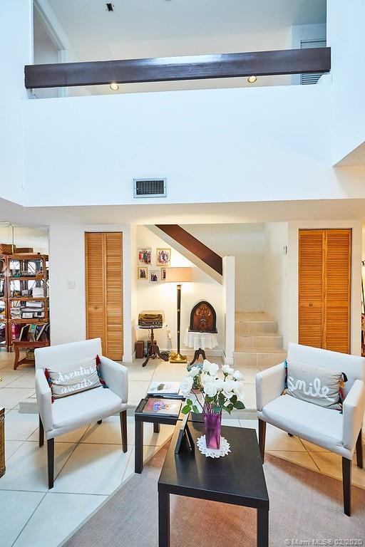 POINCIANA IS YT & RCQ CLU - Residential