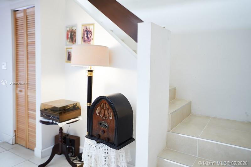 POINCIANA IS YT & RCQ CLU - Residential