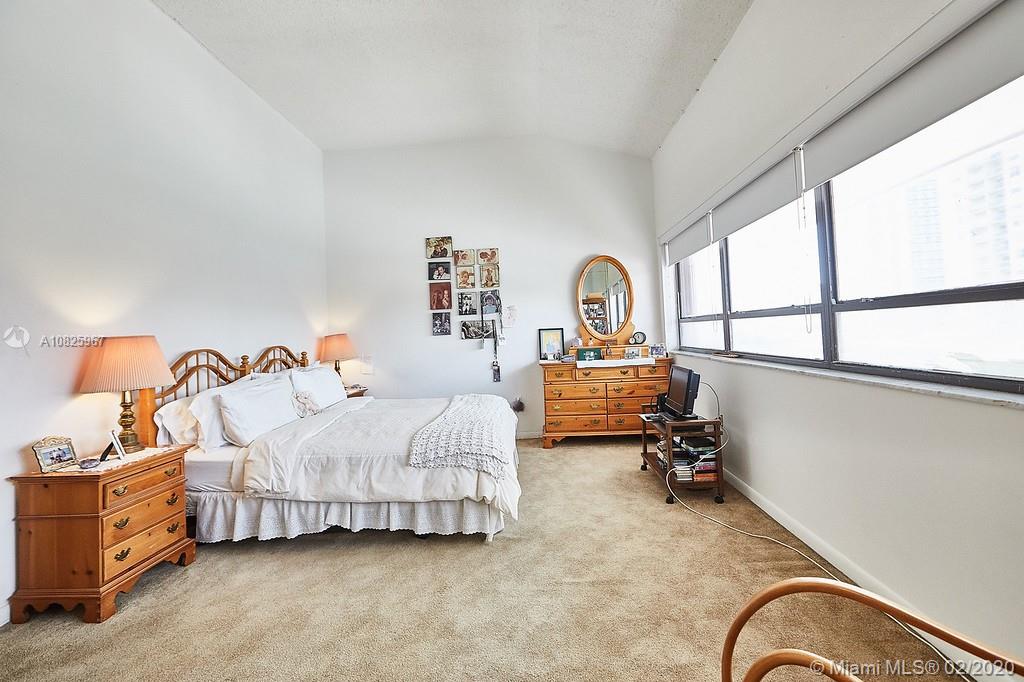 POINCIANA IS YT & RCQ CLU - Residential