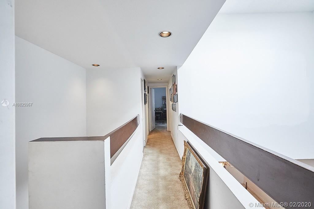 POINCIANA IS YT & RCQ CLU - Residential