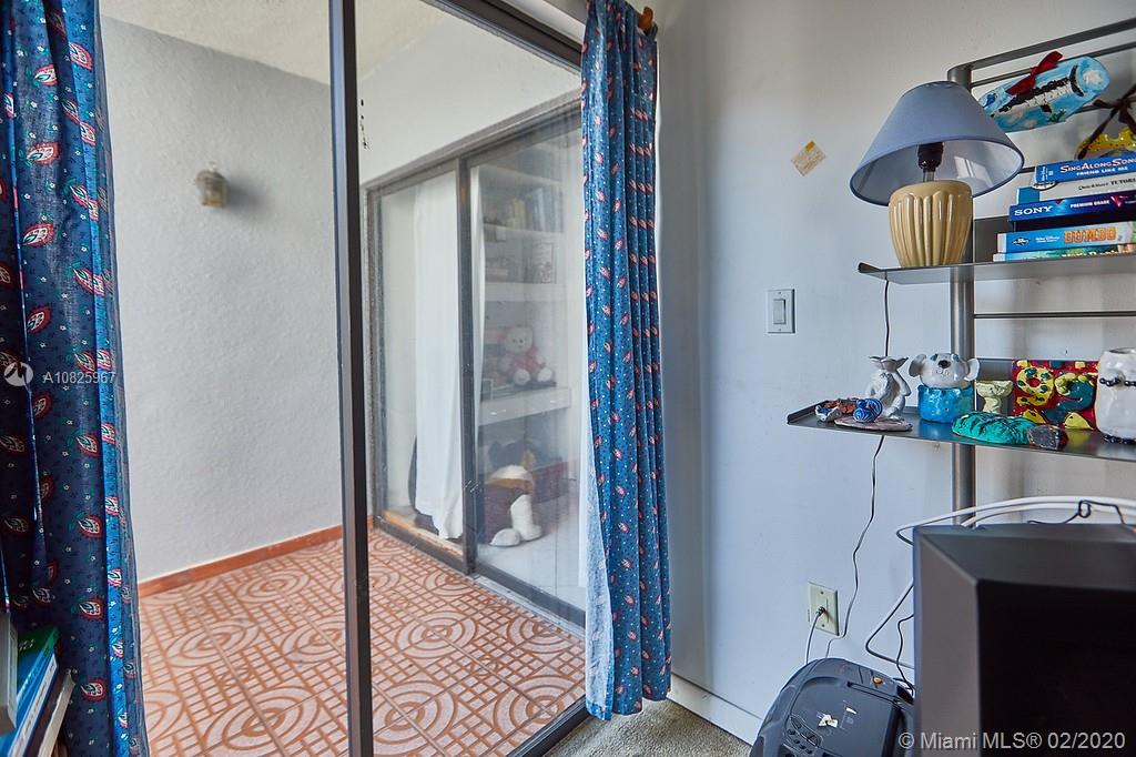 POINCIANA IS YT & RCQ CLU - Residential