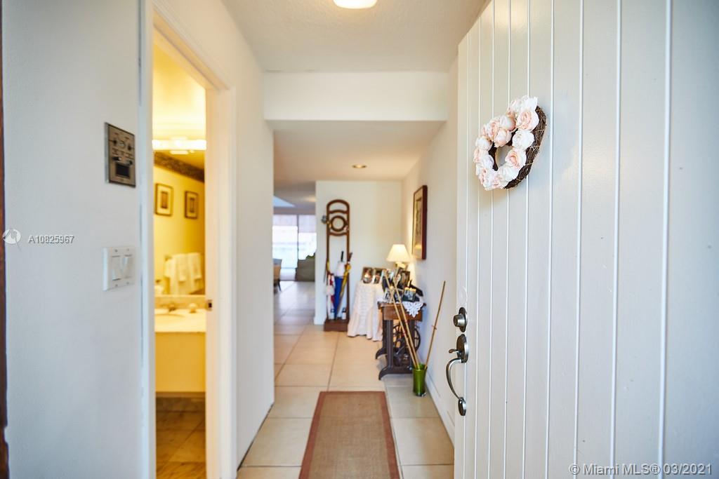 POINCIANA IS YT & RCQ CLU - Residential