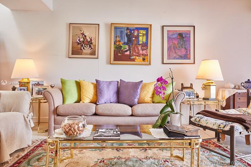 POINCIANA IS YT & RCQ CLU - Residential