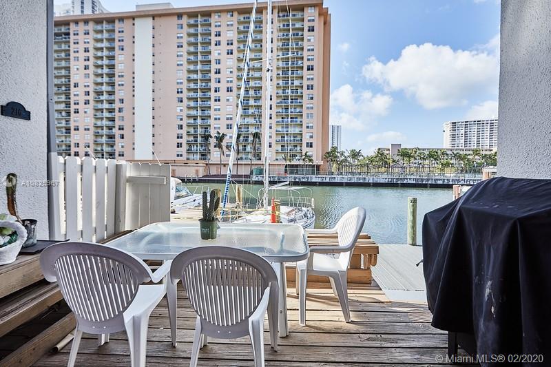 POINCIANA IS YT & RCQ CLU - Residential