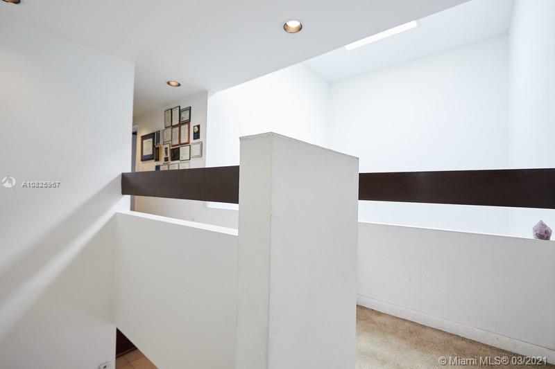 POINCIANA IS YT & RCQ CLU - Residential