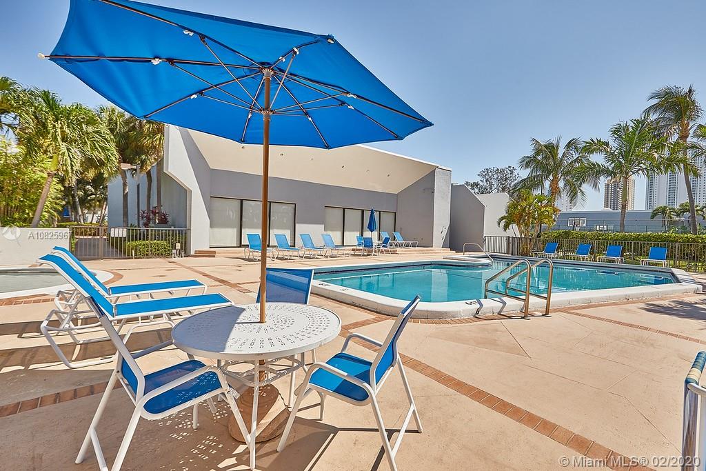 POINCIANA IS YT & RCQ CLU - Residential