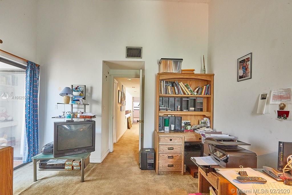 POINCIANA IS YT & RCQ CLU - Residential