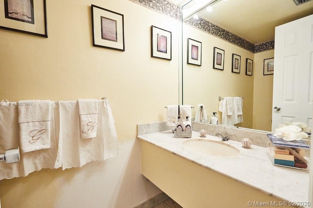 POINCIANA IS YT & RCQ CLU - Residential