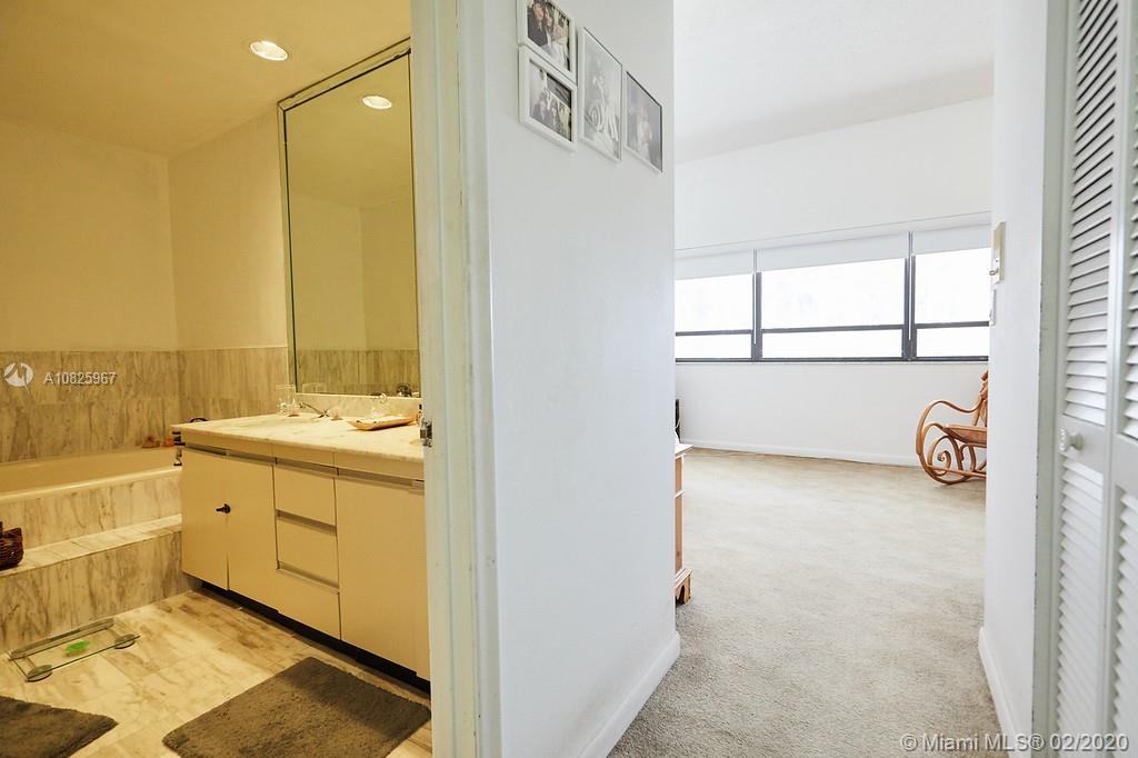 POINCIANA IS YT & RCQ CLU - Residential