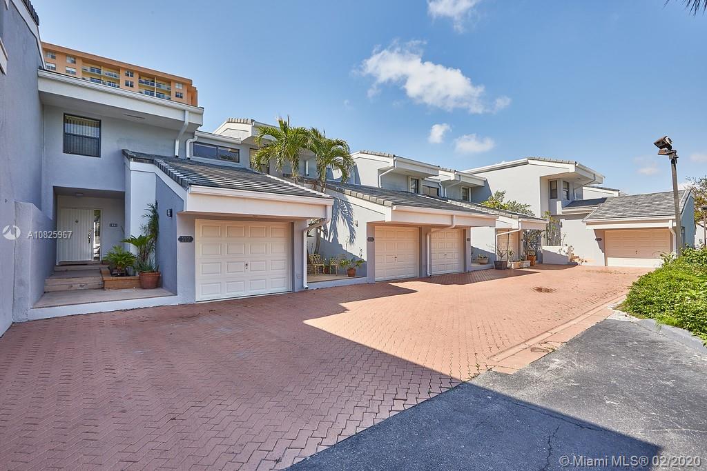 POINCIANA IS YT & RCQ CLU - Residential