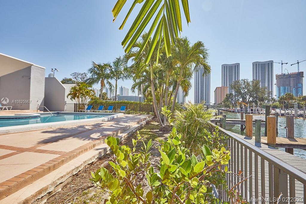 POINCIANA IS YT & RCQ CLU - Residential