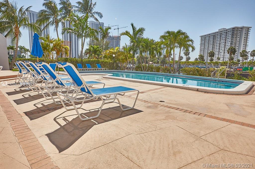 POINCIANA IS YT & RCQ CLU - Residential