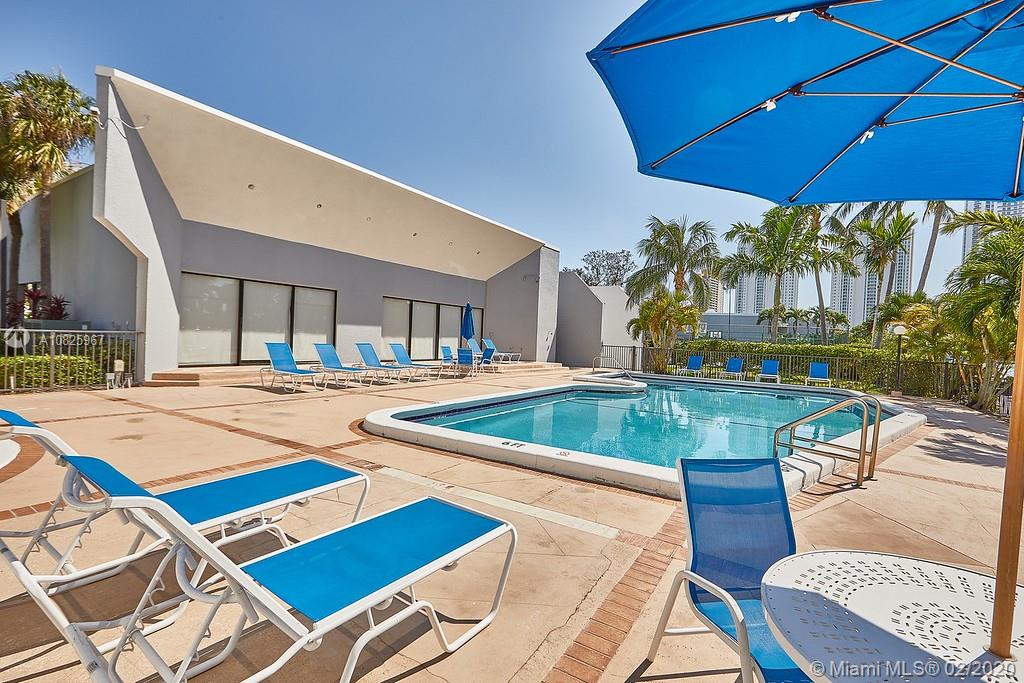 POINCIANA IS YT & RCQ CLU - Residential