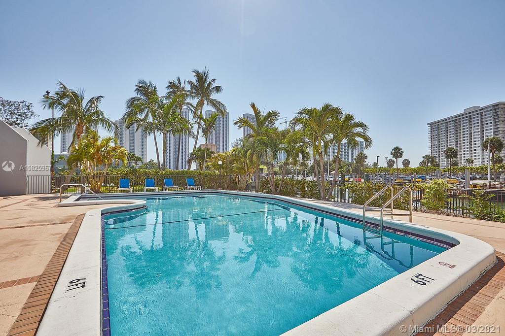 POINCIANA IS YT & RCQ CLU - Residential