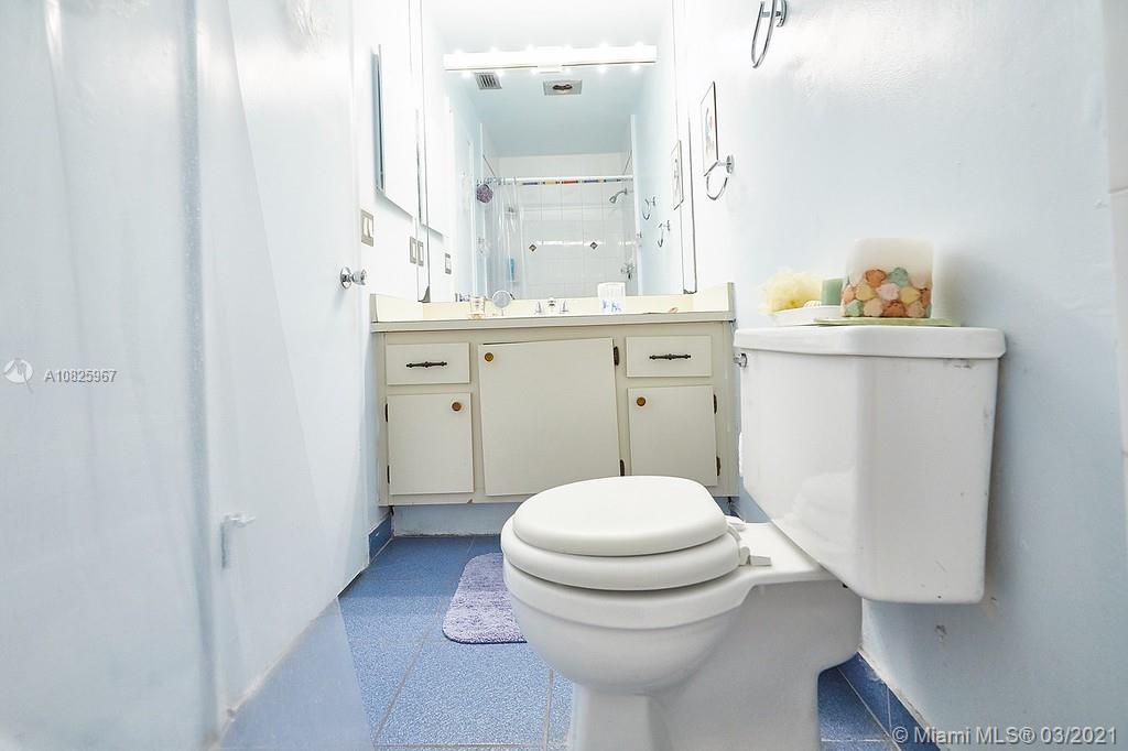 POINCIANA IS YT & RCQ CLU - Residential