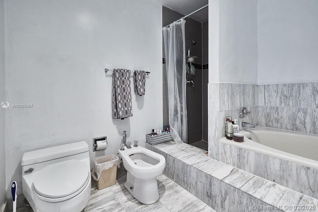 POINCIANA IS YT & RCQ CLU - Residential