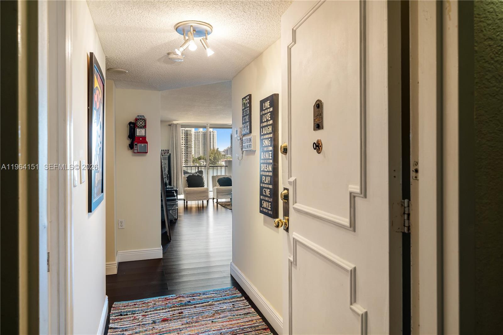 COMMODORE PLAZA CONDO - Residential