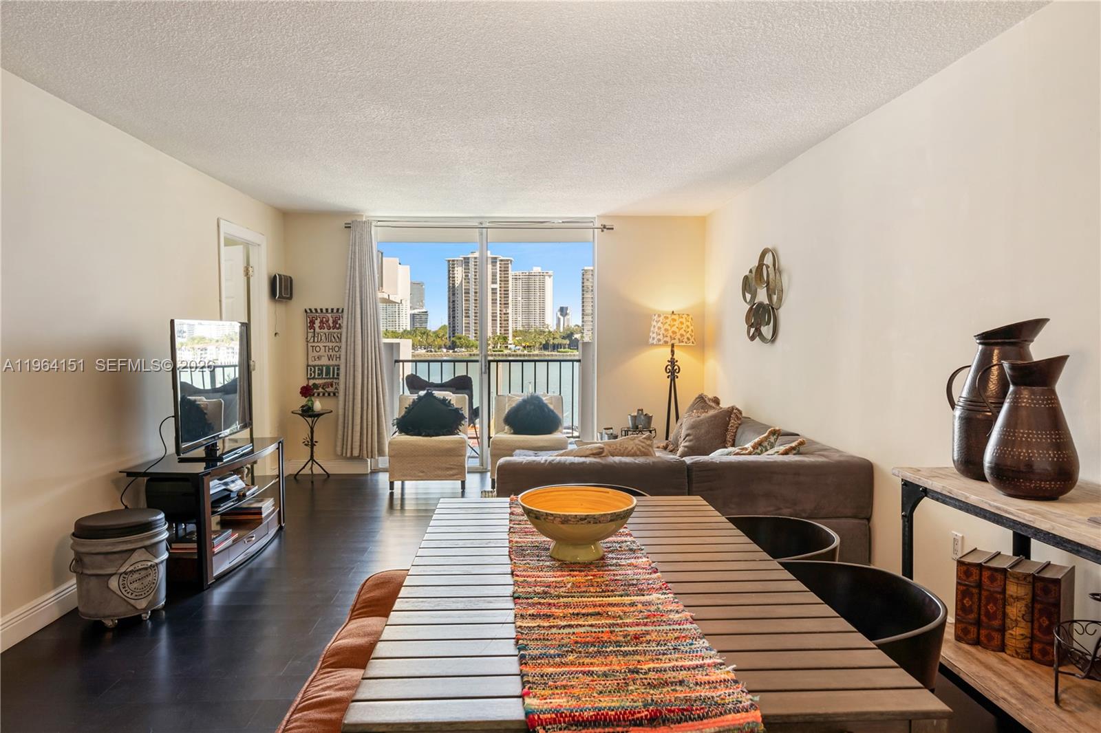 2750 NE 183rd St 401