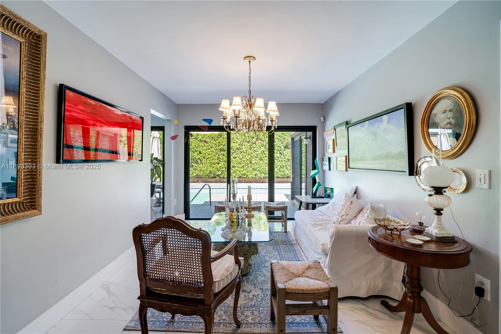 SKY LAKE VILLAS FIRST ADD - Residential