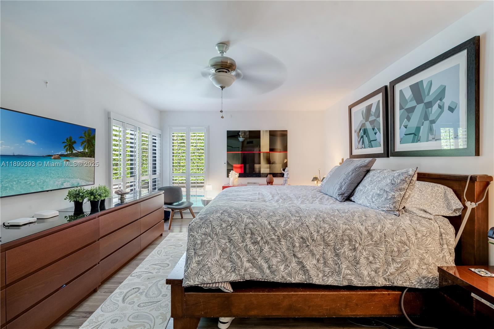 SKY LAKE VILLAS FIRST ADD - Residential