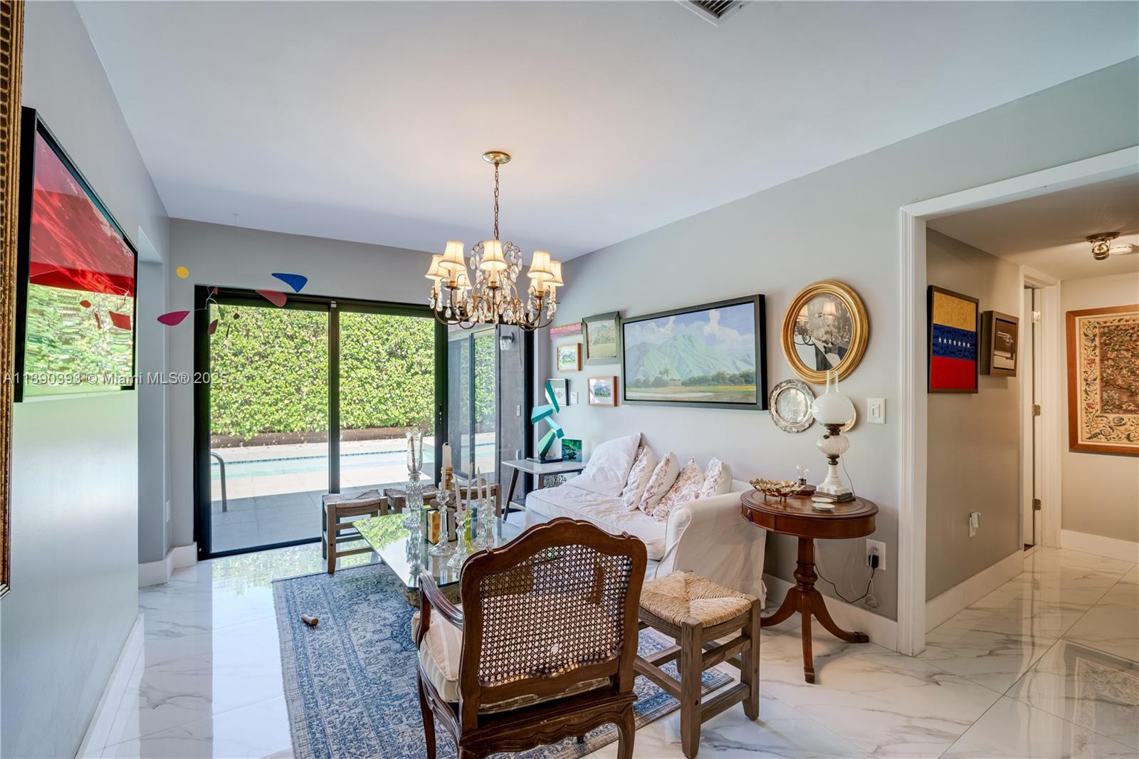 SKY LAKE VILLAS FIRST ADD - Residential