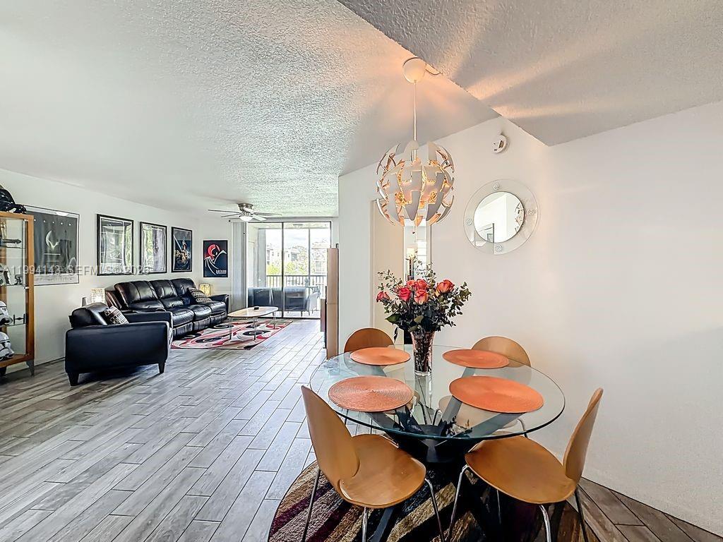 PLANTATION RACQUET CLUB - Residential