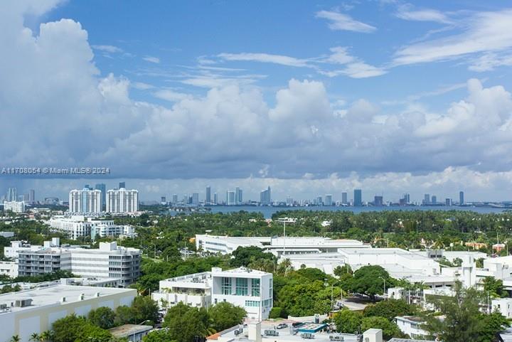 RONEY PALACE CONDO - Residential