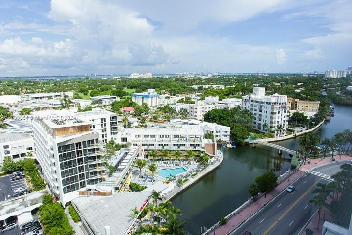 RONEY PALACE CONDO - Residential