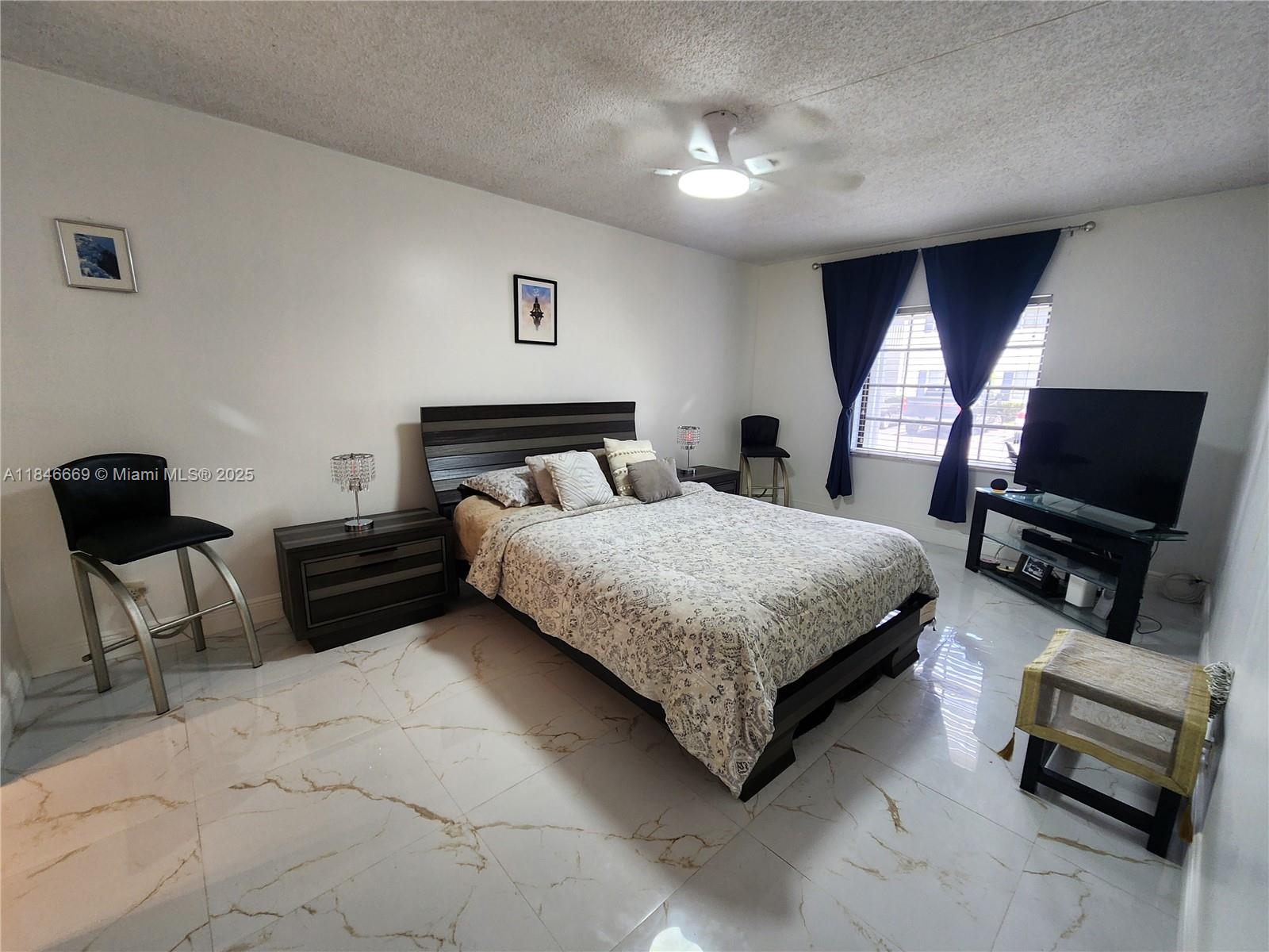 CYPRESS CLUB CONDO - Residential