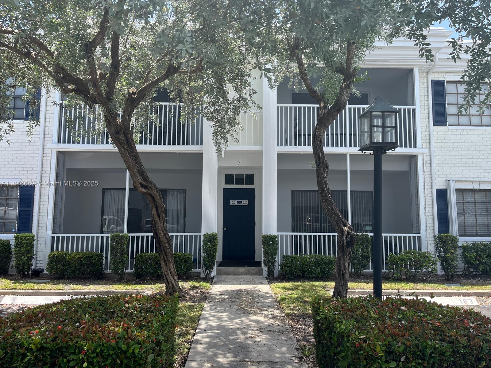 CYPRESS CLUB CONDO - Residential